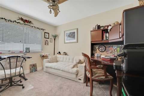 House in Spring Hill, Florida 3 bedrooms, 147.9 sq.m. № 2259407 - photo 24