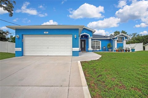 House in Spring Hill, Florida 3 bedrooms, 147.9 sq.m. № 2259407 - photo 2