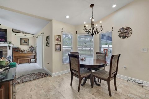 House in Spring Hill, Florida 3 bedrooms, 147.9 sq.m. № 2259407 - photo 14