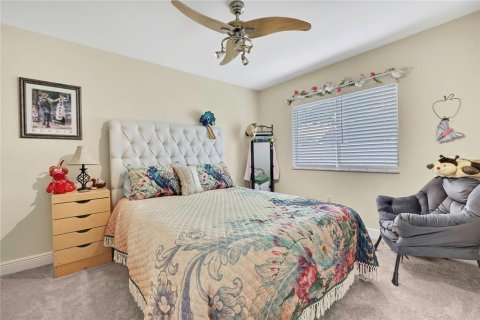House in Spring Hill, Florida 3 bedrooms, 147.9 sq.m. № 2259407 - photo 28