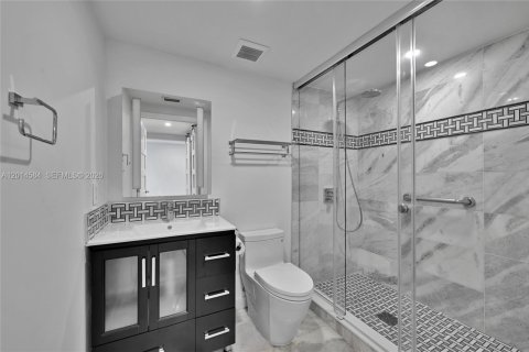 Touwnhouse à louer à Sunny Isles Beach, Floride: 4 chambres, 225.29 m2 № 2322124 - photo 10