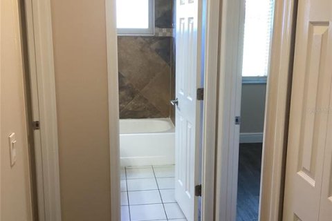 Appartement à louer à Orlando, Floride: 3 chambres, 115.01 m2 № 2430541 - photo 11
