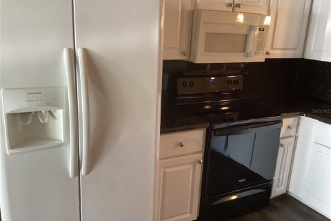 Appartement à louer à Orlando, Floride: 3 chambres, 115.01 m2 № 2430541 - photo 3