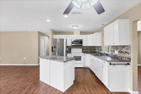 House in Venice, Florida 2 bedrooms, 122.54 sq.m. № 1521573 - photo 14
