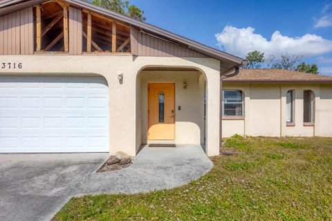 House in Venice, Florida 2 bedrooms, 122.54 sq.m. № 1521573 - photo 9