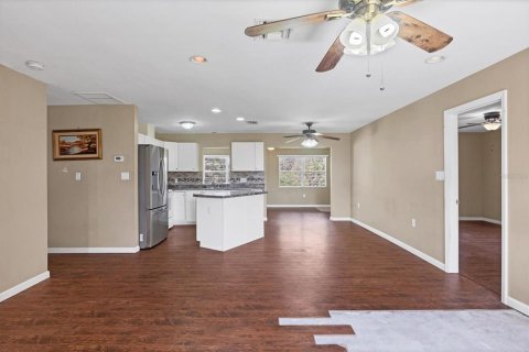 House in Venice, Florida 2 bedrooms, 122.54 sq.m. № 1521573 - photo 12