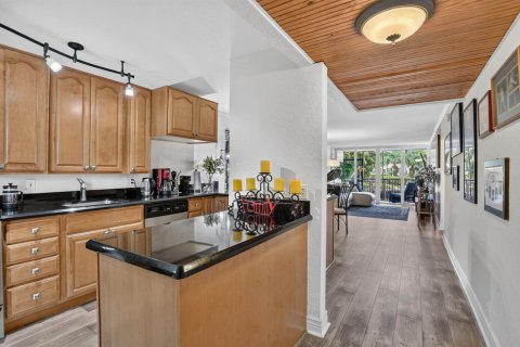 Copropriété à vendre à Boca Raton, Floride: 2 chambres, 104.98 m2 № 2301826 - photo 5