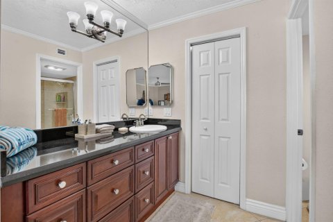 Copropriété à vendre à Boca Raton, Floride: 2 chambres, 104.98 m2 № 2301826 - photo 22