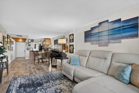 Copropriété à vendre à Boca Raton, Floride: 2 chambres, 104.98 m2 № 2301826 - photo 16