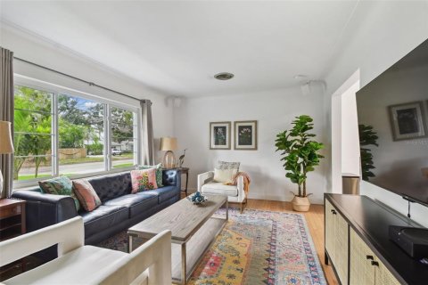 Villa ou maison à louer à Saint Petersburg, Floride: 3 chambres, 122.63 m2 № 1858318 - photo 10