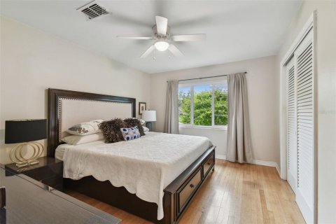 Villa ou maison à louer à Saint Petersburg, Floride: 3 chambres, 122.63 m2 № 1858318 - photo 25