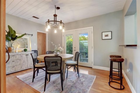 Villa ou maison à louer à Saint Petersburg, Floride: 3 chambres, 122.63 m2 № 1858318 - photo 15