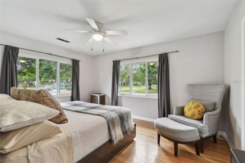 Villa ou maison à louer à Saint Petersburg, Floride: 3 chambres, 122.63 m2 № 1858318 - photo 21