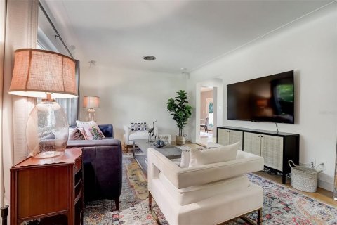 Villa ou maison à louer à Saint Petersburg, Floride: 3 chambres, 122.63 m2 № 1858318 - photo 8