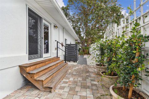 Villa ou maison à louer à Saint Petersburg, Floride: 3 chambres, 122.63 m2 № 1858318 - photo 30