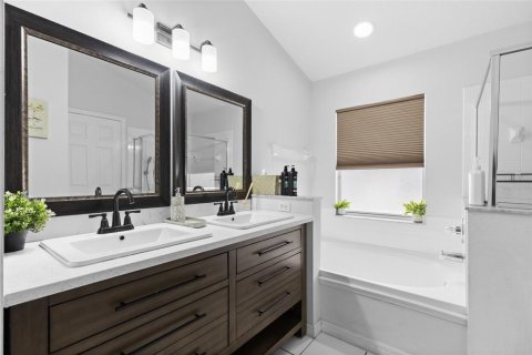 Casa en venta en Davenport, Florida, 4 dormitorios, 167.41 m2 № 2345708 - foto 4
