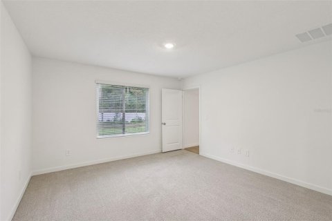 House in Palm Coast, Florida 4 bedrooms, 171.13 sq.m. № 2208437 - photo 16