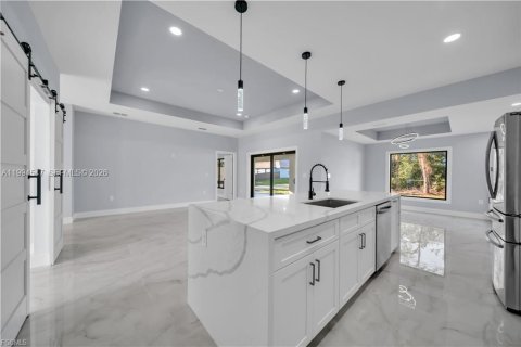 Casa en venta en Lehigh Acres, Florida, 3 dormitorios, 151.34 m2 № 2056222 - foto 11