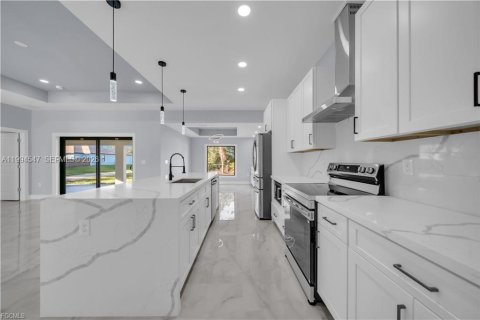 Casa en venta en Lehigh Acres, Florida, 3 dormitorios, 151.34 m2 № 2056222 - foto 10