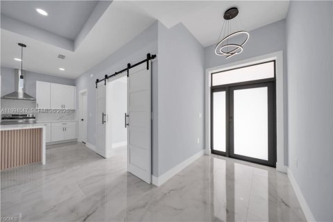 Casa en venta en Lehigh Acres, Florida, 3 dormitorios, 151.34 m2 № 2056222 - foto 16