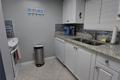 Condominio en venta en Ormond Beach, Florida, 1 dormitorio, 85.84 m2 № 2139878 - foto 8