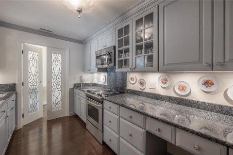 Copropriété à vendre à Tampa, Floride: 3 chambres, 136.66 m2 № 2216796 - photo 2