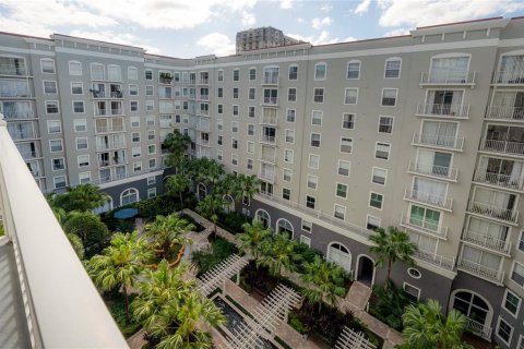 Copropriété à vendre à Tampa, Floride: 3 chambres, 136.66 m2 № 2216796 - photo 16