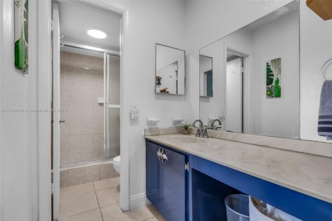 Condo in Coral Springs, Florida, 2 bedrooms  № 1861012 - photo 17