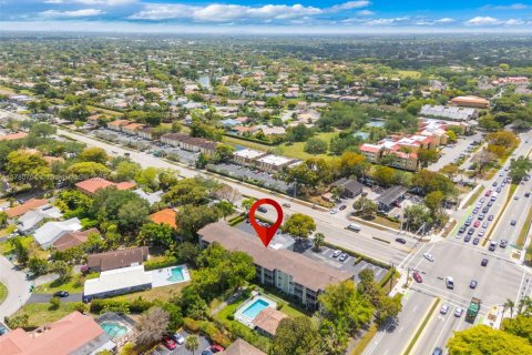 Condo in Coral Springs, Florida, 2 bedrooms  № 1861012 - photo 30