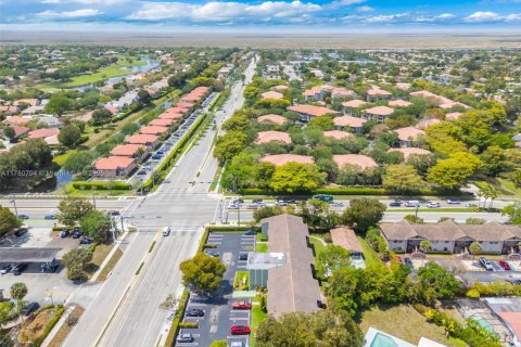 Condo in Coral Springs, Florida, 2 bedrooms  № 1861012 - photo 27