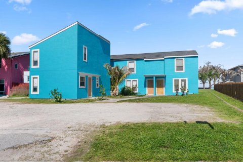 Immobilier commercial à St. Lucie, Floride № 2083367