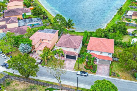 Купить виллу или дом в Майами, Флорида 4 спальни, 233.65м2, № 1932949 - фото 3