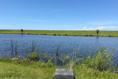 Propiedad comercial en venta en Okeechobee, Florida № 2147034 - foto 27
