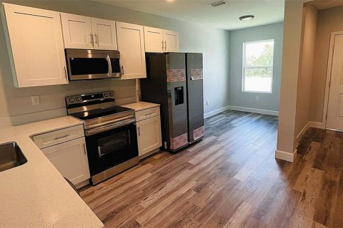 Apartamento en alquiler en Port Charlotte, Florida, 3 dormitorios, 107.95 m2 № 1902249 - foto 9