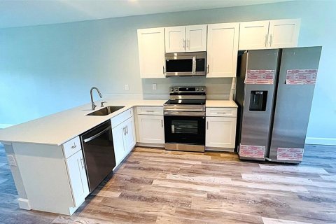 Apartamento en alquiler en Port Charlotte, Florida, 3 dormitorios, 107.95 m2 № 1902249 - foto 11