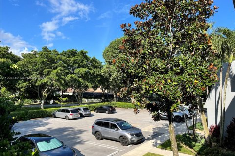 Copropriété à vendre à Pompano Beach, Floride: 3 chambres, 150.5 m2 № 1984417 - photo 21