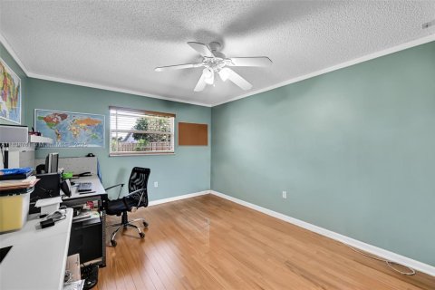 House in Sunrise, Florida 2 bedrooms, 96.99 sq.m. № 1825914 - photo 23