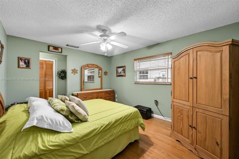House in Sunrise, Florida 2 bedrooms, 96.99 sq.m. № 1825914 - photo 25