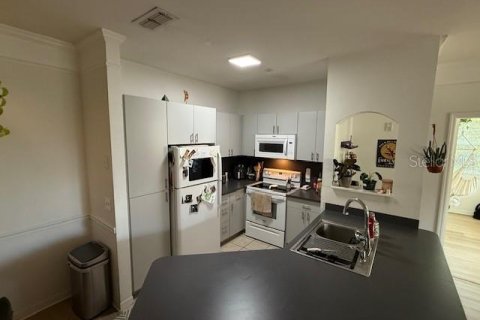 Снять в аренду кондоминиум в Орландо, Флорида 2 спальни, 102.84м2, № 1754591 - фото 9