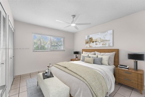 Villa ou maison à vendre à Miami, Floride: 3 chambres, 156.82 m2 № 1945256 - photo 14