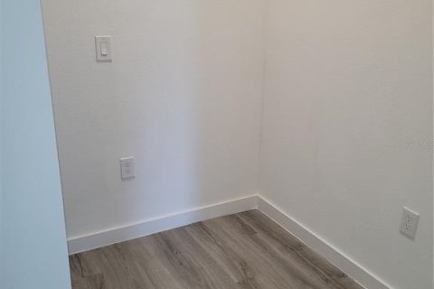 Touwnhouse à vendre à Kissimmee, Floride: 3 chambres, 126.35 m2 № 2410466 - photo 10