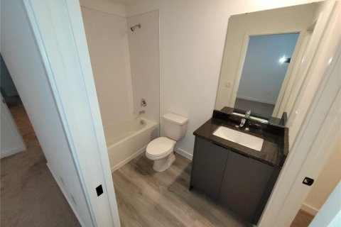 Touwnhouse à vendre à Kissimmee, Floride: 3 chambres, 126.35 m2 № 2410466 - photo 18