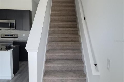 Touwnhouse à vendre à Kissimmee, Floride: 3 chambres, 126.35 m2 № 2410466 - photo 9