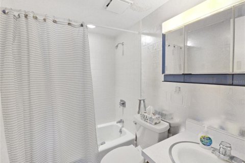 Снять в аренду кондоминиум в Окала, Флорида 6 комнат, 121.14м2, № 2156644 - фото 21