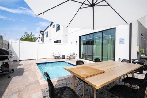 Casa en venta en Davenport, Florida, 4 dormitorios, 169.36 m2 № 1512634 - foto 5