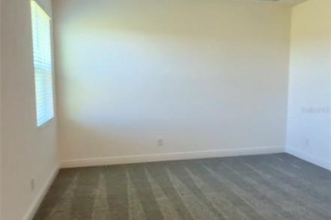 Villa ou maison à louer à Clermont, Floride: 4 chambres, 201.97 m2 № 2107338 - photo 7