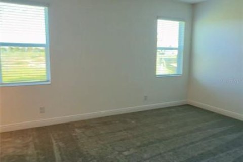 Villa ou maison à louer à Clermont, Floride: 4 chambres, 201.97 m2 № 2107338 - photo 3