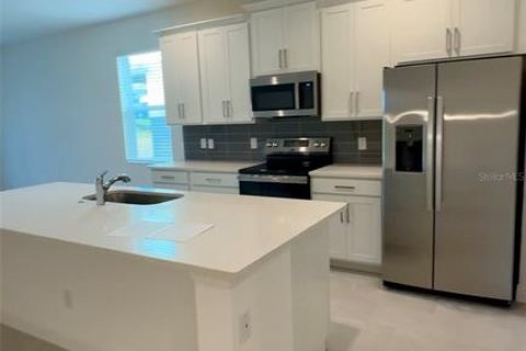 Villa ou maison à louer à Clermont, Floride: 4 chambres, 201.97 m2 № 2107338 - photo 8