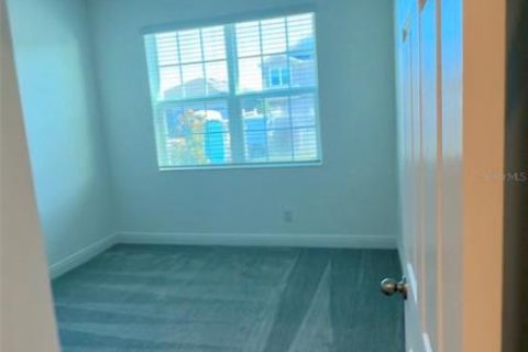 Villa ou maison à louer à Clermont, Floride: 4 chambres, 201.97 m2 № 2107338 - photo 10