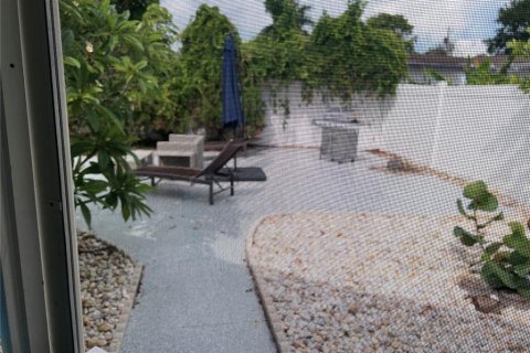 House in Saint Petersburg, Florida 3 bedrooms, 172.8 sq.m. № 2152015 - photo 18